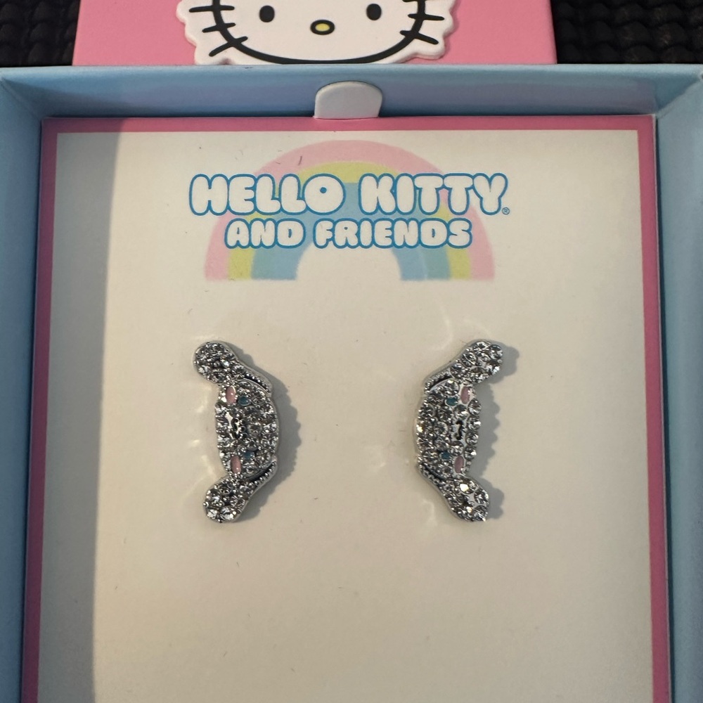 🆕Hello Kitty Jewelry Bundle - Picture 5 of 17